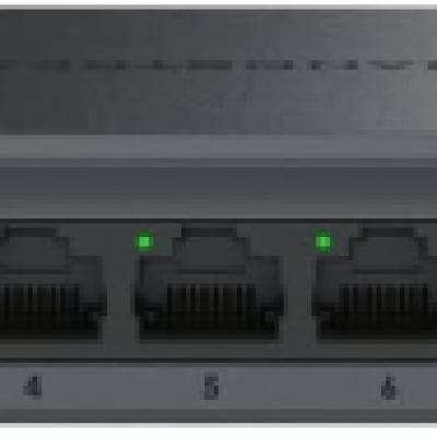 The GWN7701 is an 8-port unmanaged network switch that provides a quick and cost-effective way to add highspeed Gigabit connectivity to home offices and small-to-medium sized businesses.